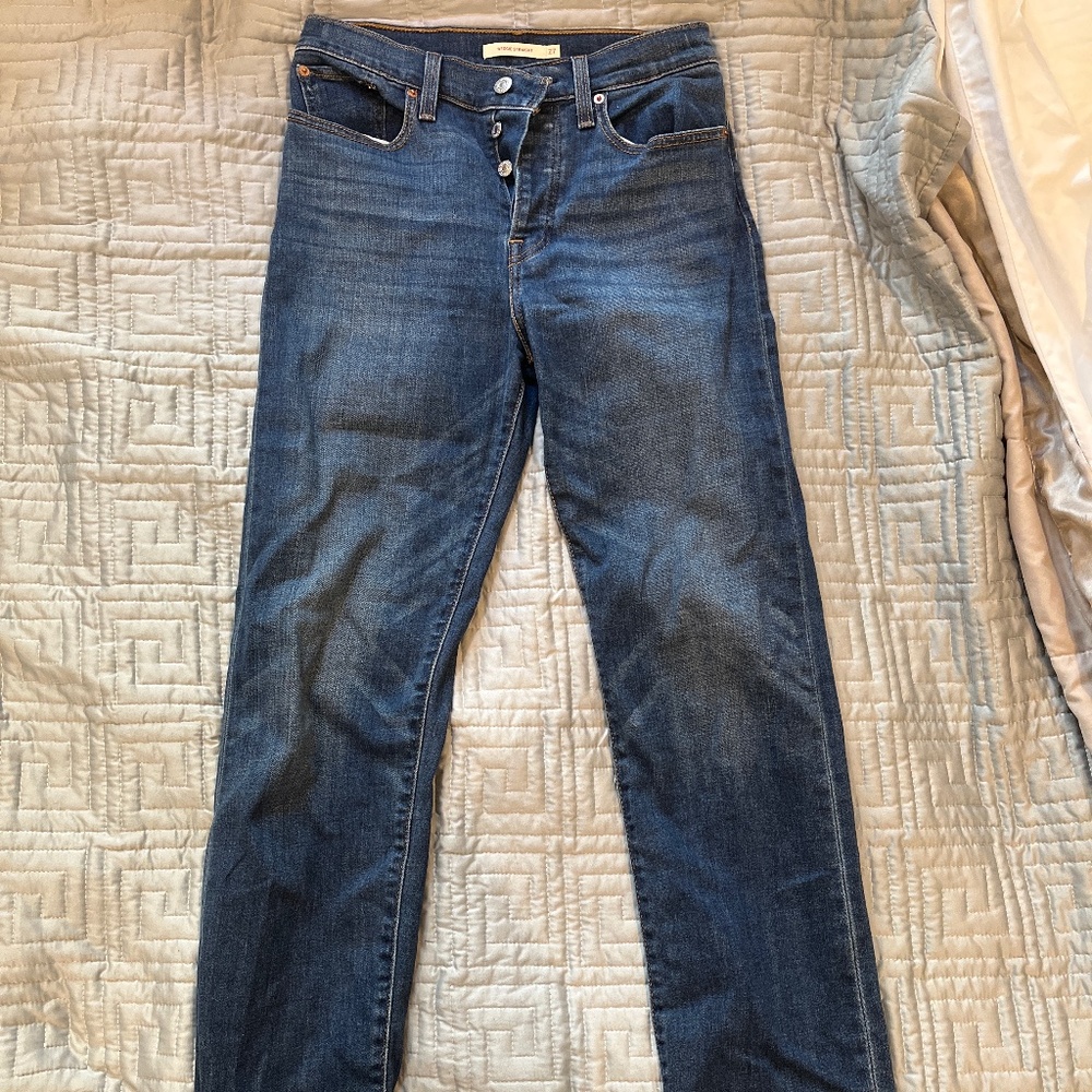 Levi’s wedgie straight